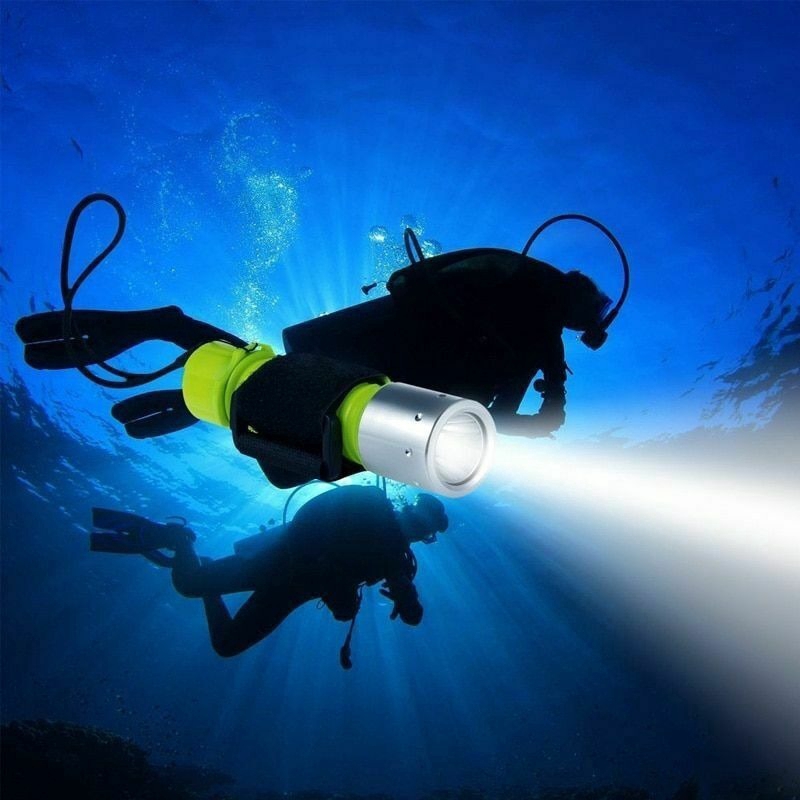 5000LM CREE XML T6 LED ไฟฉายดำน้ำใต้น้ำดำน้ำไฟฉายพร้อมแบตเตอรี่และอุปกรณ์ชาร์จ
